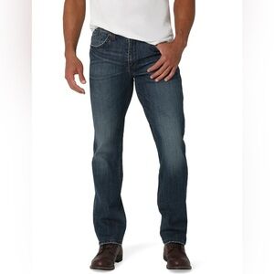 Rock & Republic Straight Fit Jeans Blue Wash 36W/32L